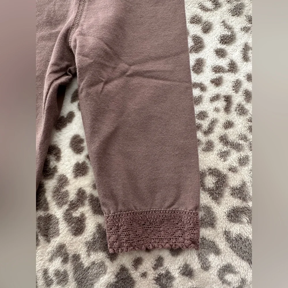 Carter’s Lace Trim Capri Leggings in Brown Size 18 Months
